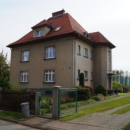 Apartman U Stadionu Броумов Экстерьер фото